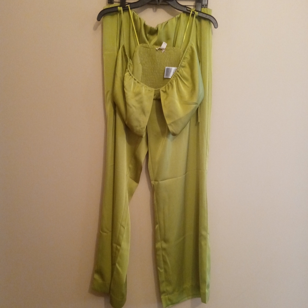 H&M Green 2-Piece Resort Lounge Set